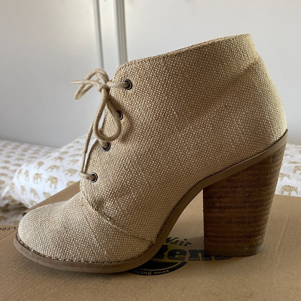 Call It Spring lace up heeled booties🤍